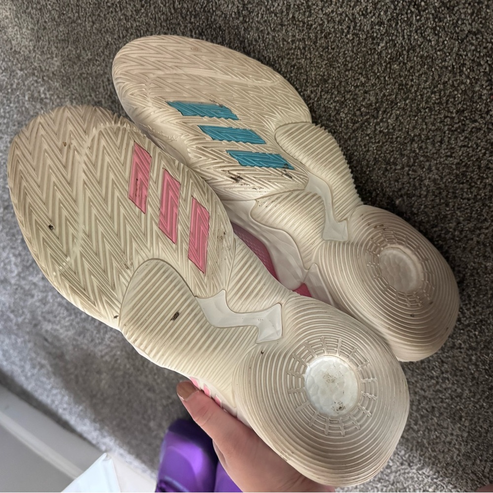 Adidas Limited Addition ICEE Basketball shoes - Picture 7 of 8